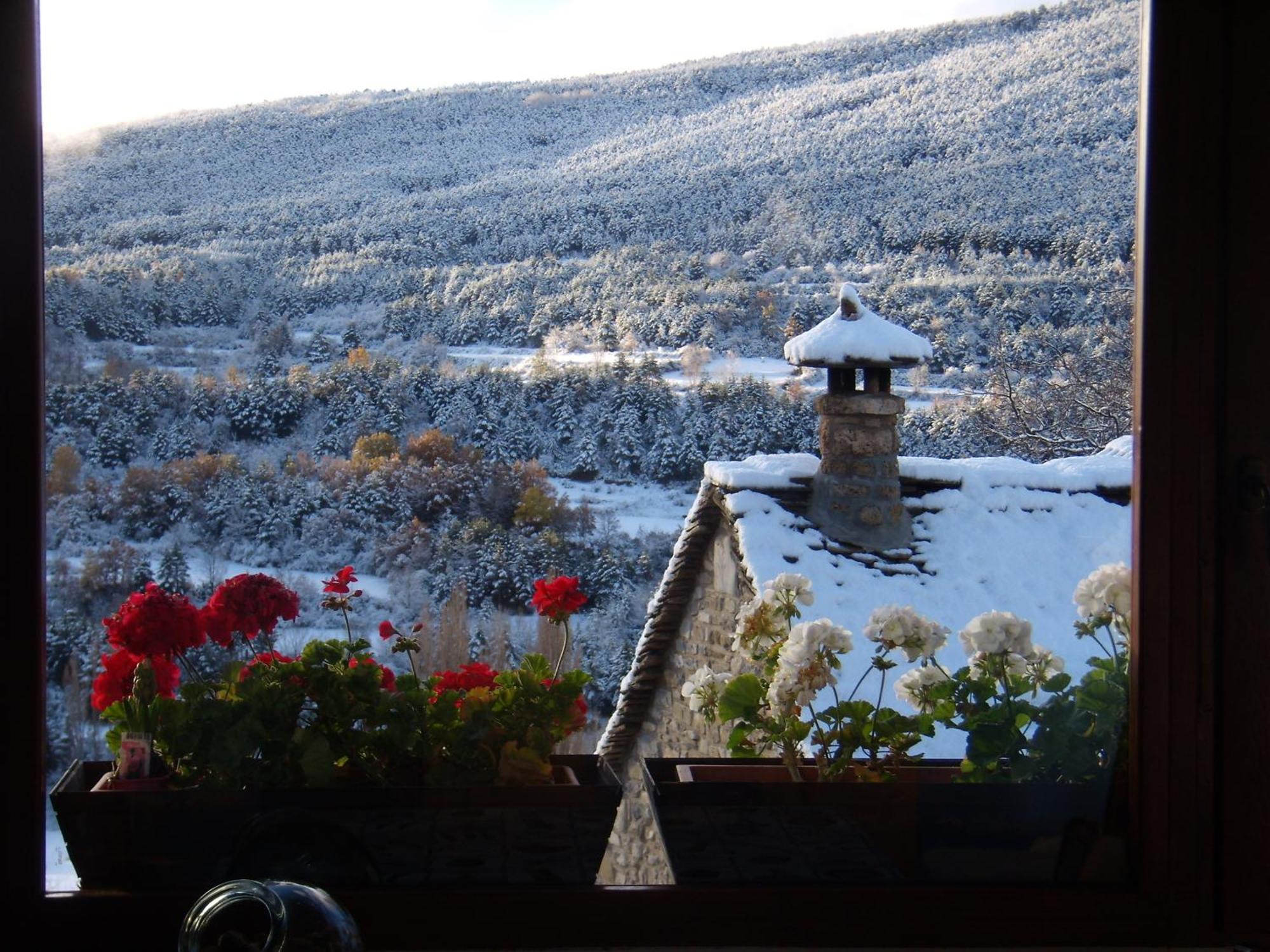 Casa Rural Basajarau Yosa de Sobremonte Esterno foto