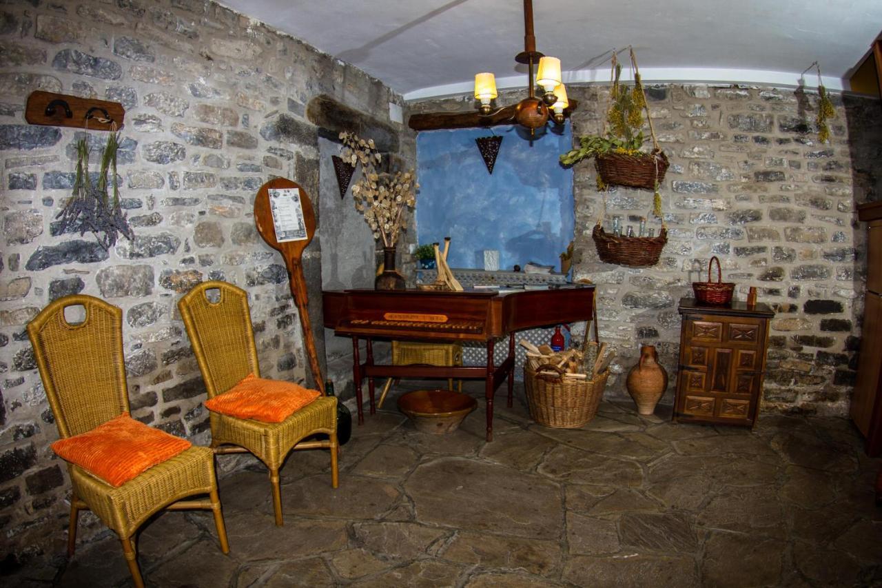 Casa Rural Basajarau Yosa de Sobremonte Esterno foto
